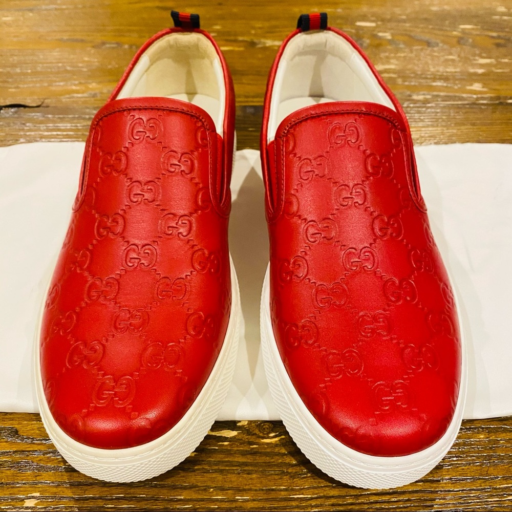 Gucci red logo leather slip-on Men’s 6